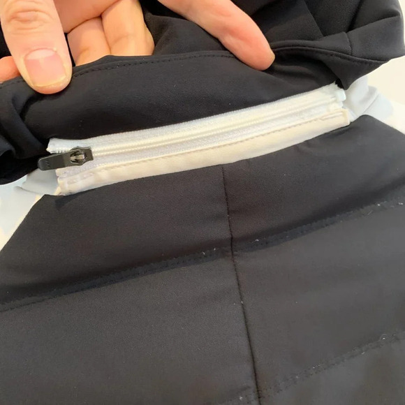 KJUS Women's Duana Down Ski Jacket - 36 Small US - Black / White EUC! - Picture 12 of 16